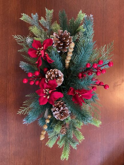 simple christmas decor Christmas Dining Kitchen Table Centerpiece Decor