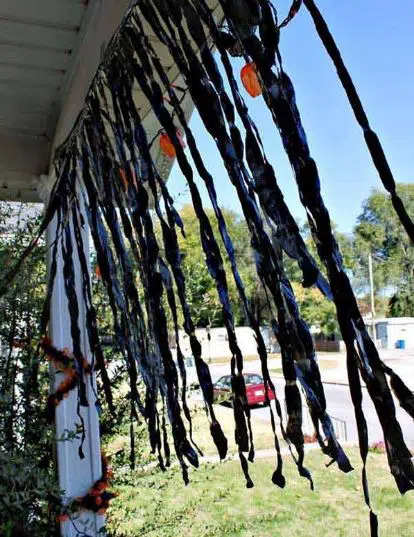 DIY Halloween hanging cut trash bags
