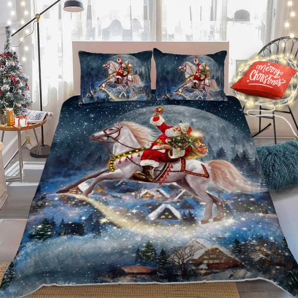 Santa Claus Riding Horse Christmas Quilt Bedding Set
