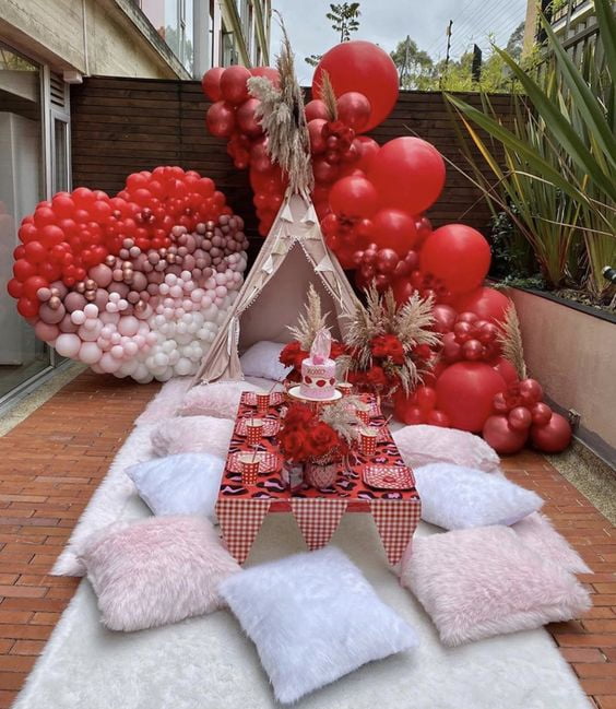 Valentines outdoor gathering decor